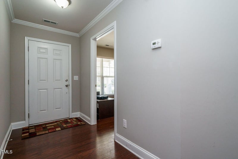 332 Dove Cottage Ln, Cary, NC 27519
