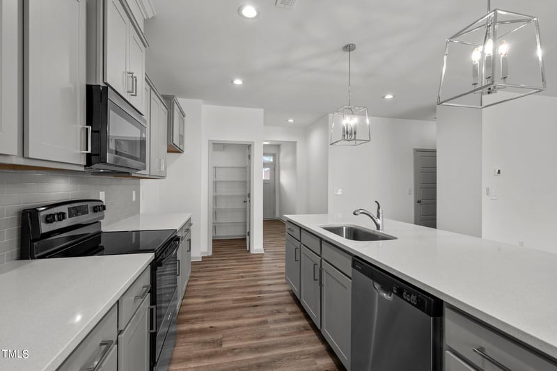 332 Everette Ave, Clayton, NC 27520