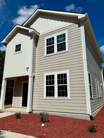 332 Hamilton St, Henderson, NC 27536
