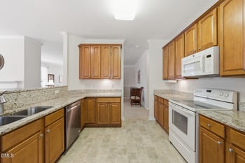 332 Indian Elm Ln, Cary, NC 27519