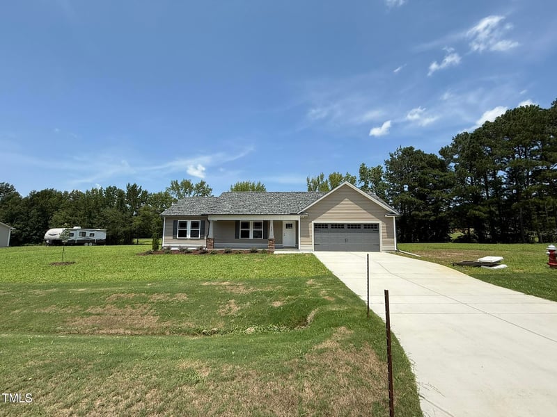 332 Magnolia Run Way, Benson, NC 27504