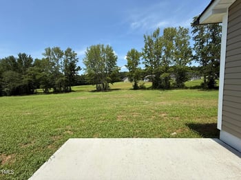 332 Magnolia Run Way, Benson, NC 27504