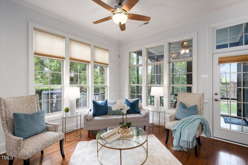332 Sunstone Dr, Cary, NC 27519