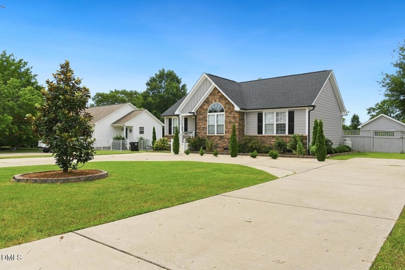 3320 Piney Grove Wilbon Rd, Fuquay Varina, NC 27526