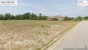 3320 S Peak Dr, Hope Mills, NC 28348