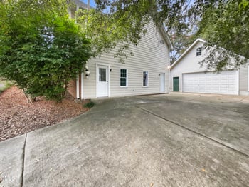 3321 Beech Bluff Ln, Raleigh, NC 27616