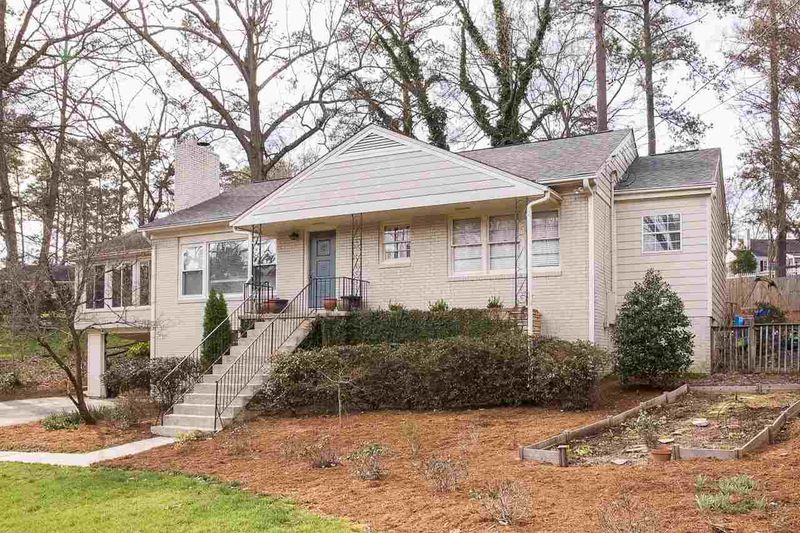 3321 Rock Creek Dr, Raleigh, NC 27608