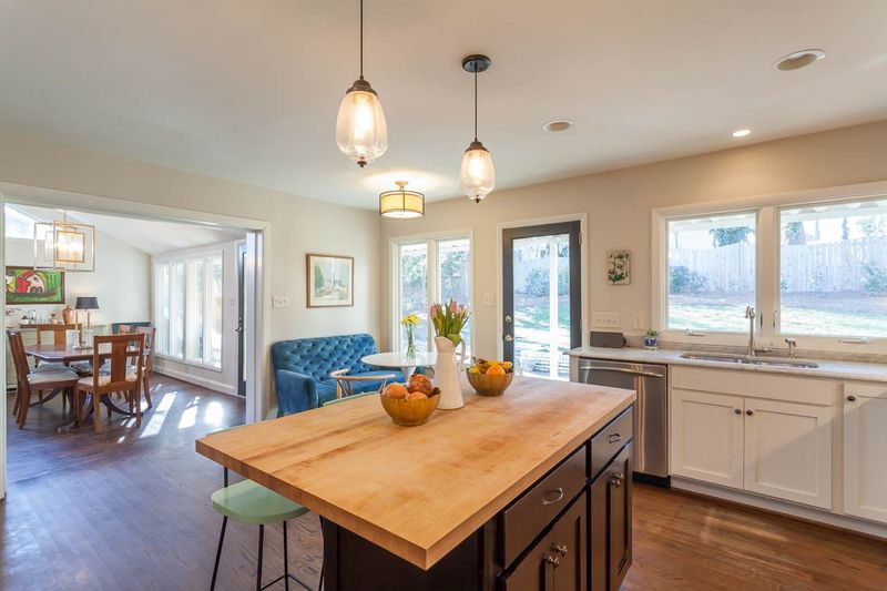 3321 Rock Creek Dr, Raleigh, NC 27608