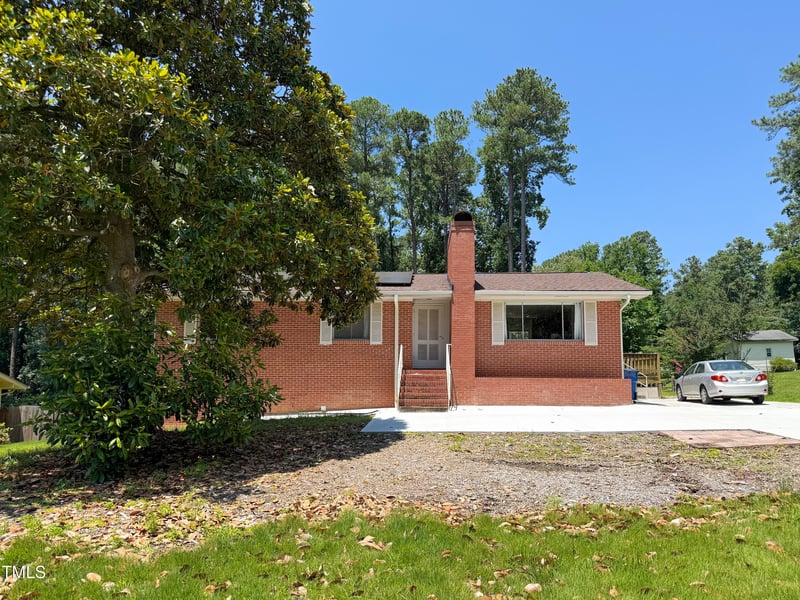 3323 Baugh St, Raleigh, NC 27604