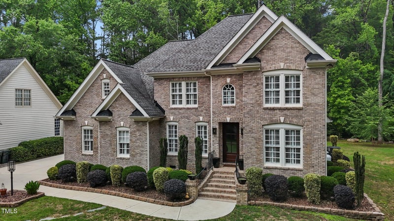 3323 Cheswick Dr, Raleigh, NC 27609
