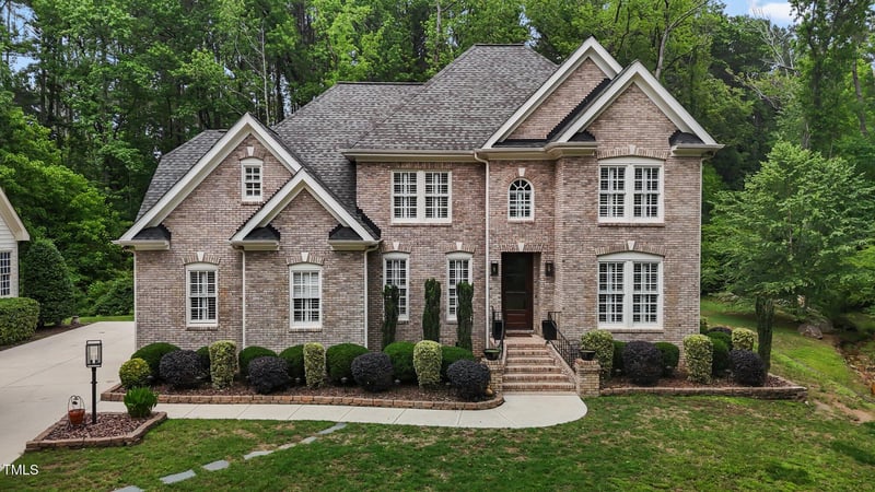 3323 Cheswick Dr, Raleigh, NC 27609