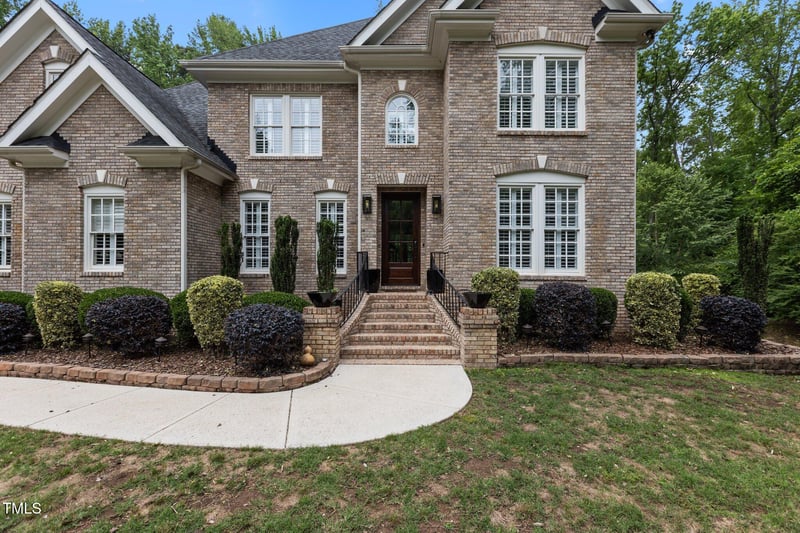 3323 Cheswick Dr, Raleigh, NC 27609