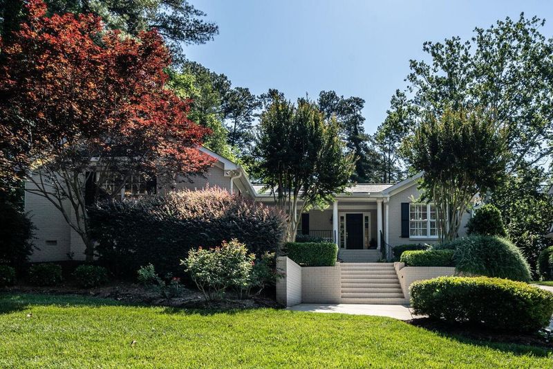 3324 Coleridge Dr, Raleigh, NC 27609