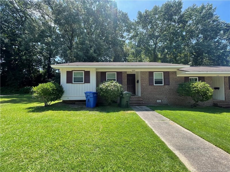3324 Gables Dr, Fayetteville, NC 28301
