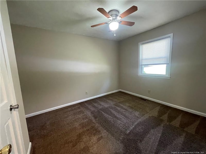 3324 Gables Dr, Fayetteville, NC 28301