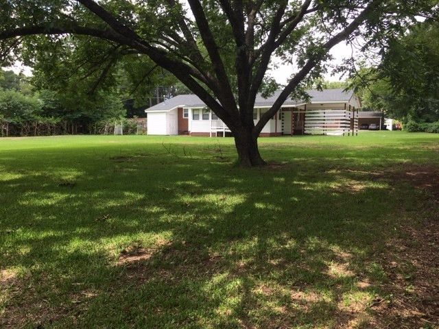 3324 Starmount Dr, Raleigh, NC 27604