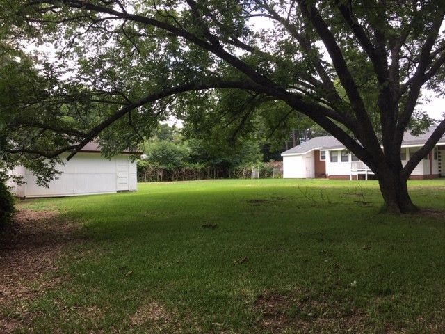 3324 Starmount Dr, Raleigh, NC 27604