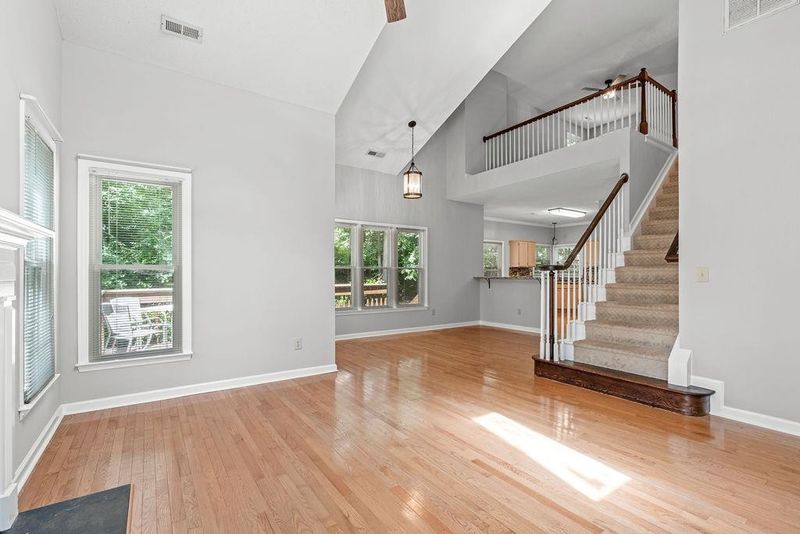 3325 Daingerfield Dr, Raleigh, NC 27616