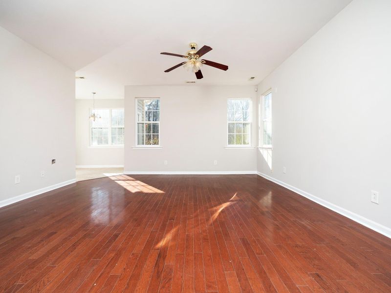 3325 Forrestal Dr, Durham, NC 27703
