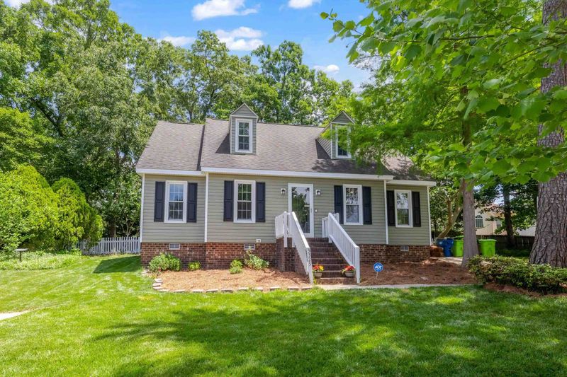 3325 Gatcombe Pl, Raleigh, NC 27604