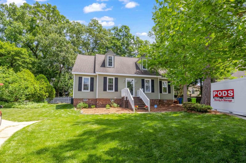 3325 Gatcombe Pl, Raleigh, NC 27604