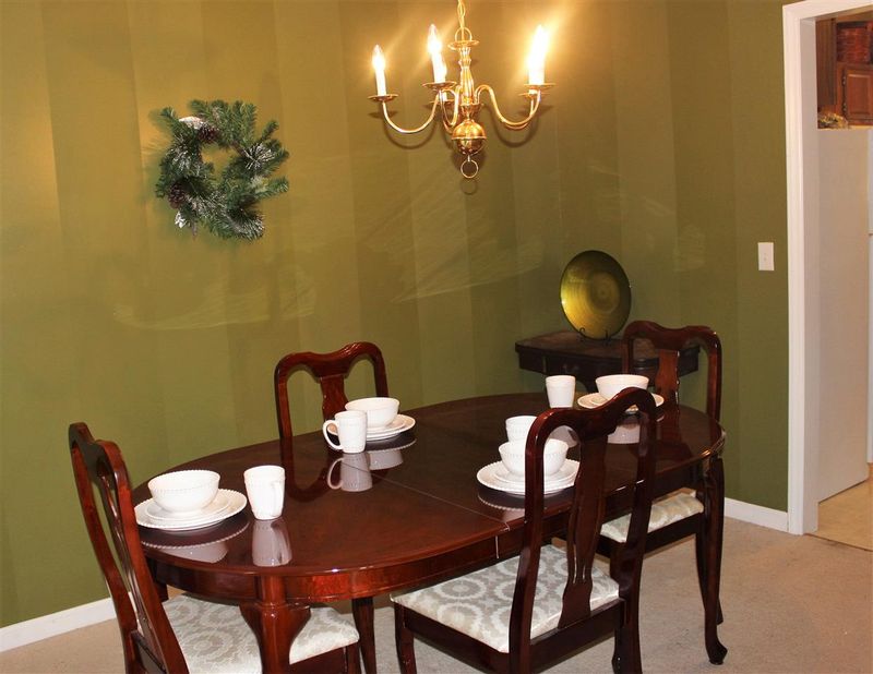 3325 Redgate Dr, Durham, NC 27703