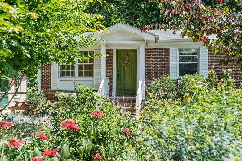 3325 S Smithfield Rd, Knightdale, NC 27545