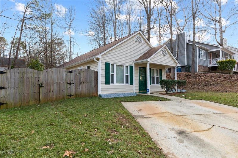 3326 Nantuckett Ave, Durham, NC 27703