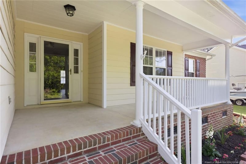 3327 Broomsgrove Dr, Fayetteville, NC 28306