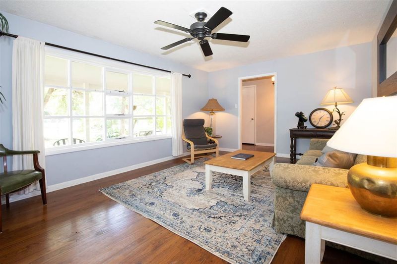 3329 Starmount Dr, Raleigh, NC 27604