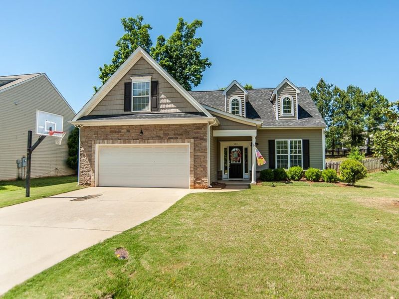 333 Collinsworth Dr, Clayton, NC 27527