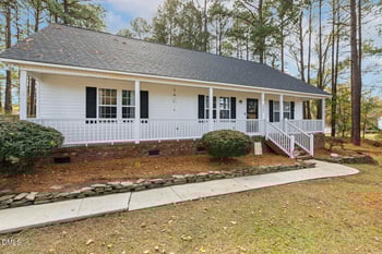 333 Greenleaf Rd, Angier, NC 27501