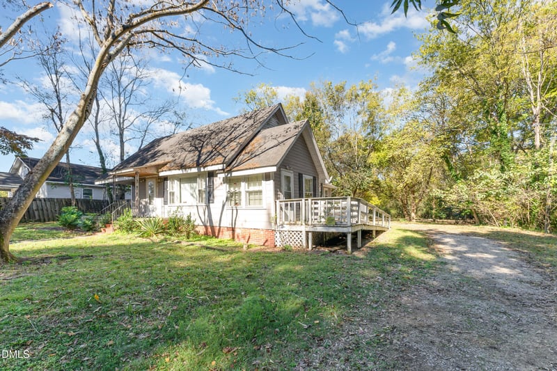 333 Hawley Ln, Fayetteville, NC 28301