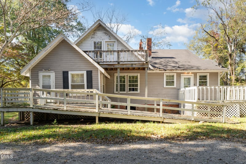 333 Hawley Ln, Fayetteville, NC 28301