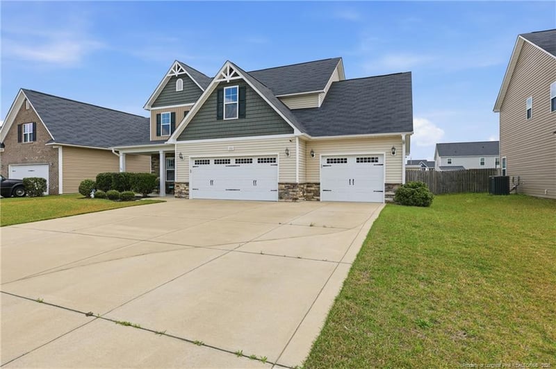 333 Lyman Dr, Fayetteville, NC 28312