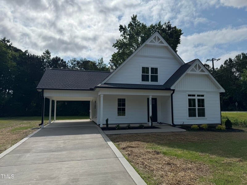 333 Main St, Four Oaks, NC 27524