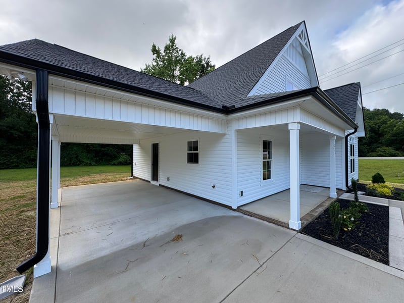 333 Main St, Four Oaks, NC 27524