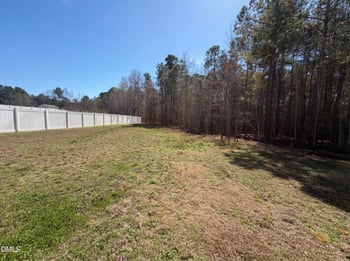 333 Oakhaven Dr, Holly Springs, NC 27540
