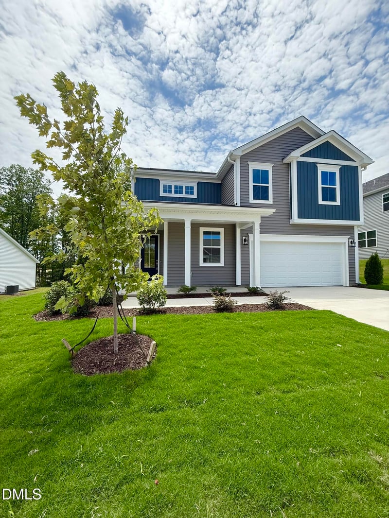 333 Providence Creek Dr, Fuquay Varina, NC 27526