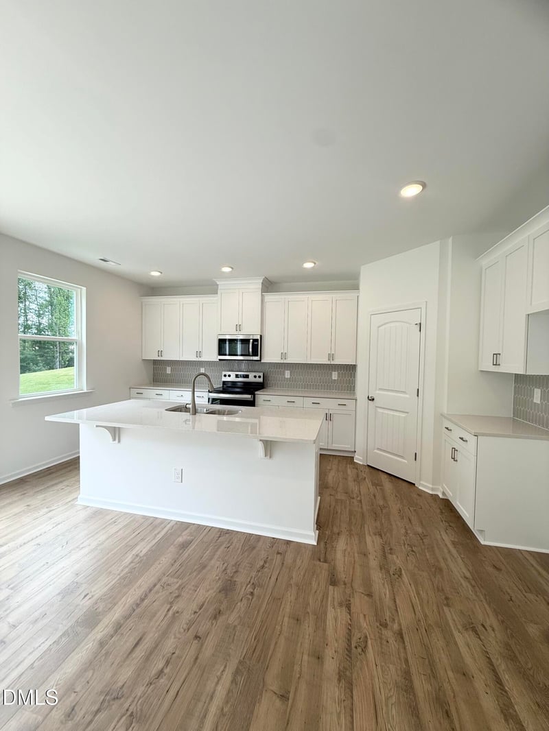 333 Providence Creek Dr, Fuquay Varina, NC 27526