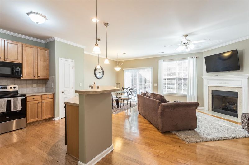 333 Red Elm Dr, Durham, NC 27713