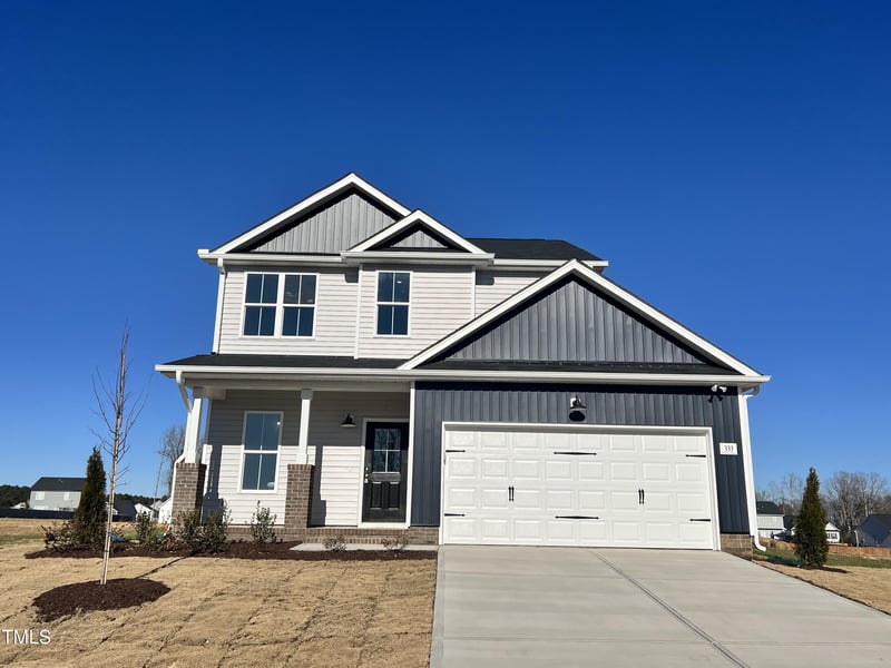 333 Springtooth Dr, Zebulon, NC 27597
