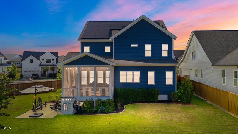 333 Tumbling River Dr, Wendell, NC 27591
