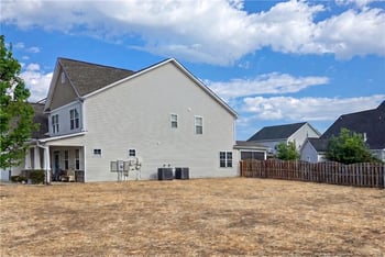 333 Wishaw Ct, Hope Mills, NC 28348