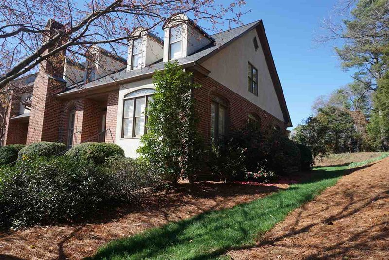 3330 Ridgecrest Ct, Raleigh, NC 27607