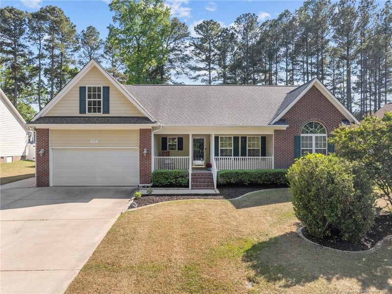 3331 Broomsgrove Dr, Fayetteville, NC 28306