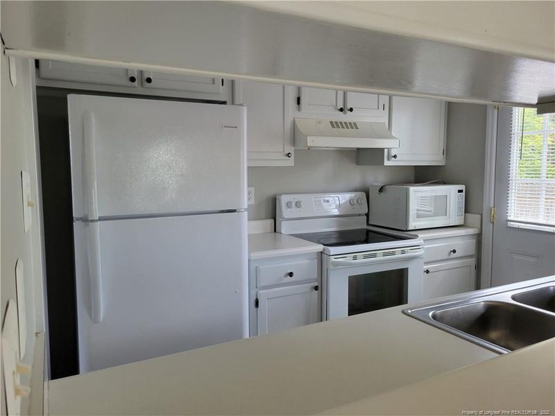 3331 Lubbock Dr, Hope Mills, NC 28348