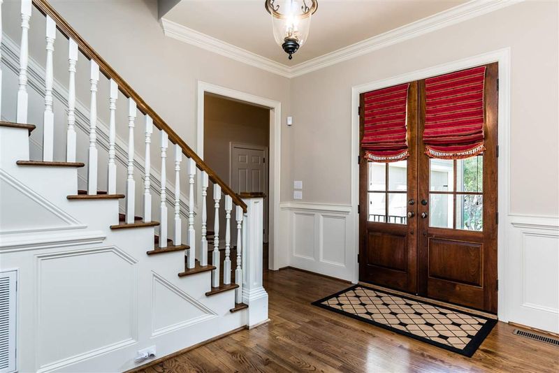 3331 Turnbridge Dr, Raleigh, NC 27609