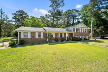 3332 Melba Dr, Fayetteville, NC 28301