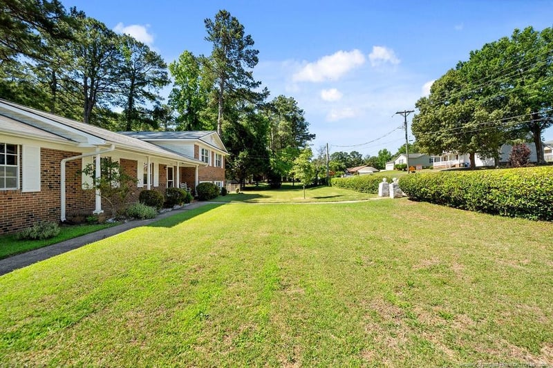 3332 Melba Dr, Fayetteville, NC 28301